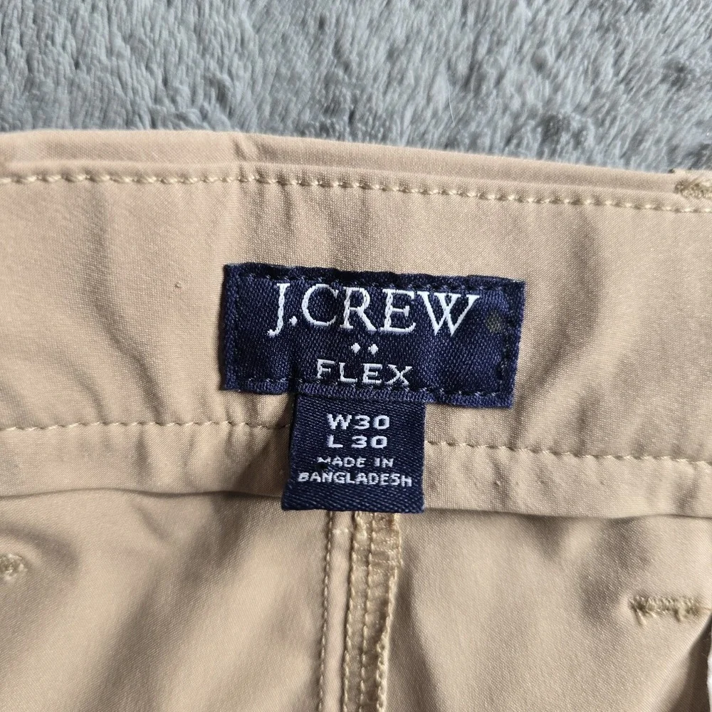 NWT J Crew Tech Pant Mens 30x30 Khaki  Slim Fit Performance Golf Casual Stretch